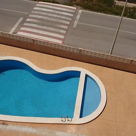 Apto. Con Wifi, Piscina, Vistas Al Mar Y Parking.