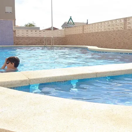 Apartamento Apto. Con Wifi, Piscina, Vistas Al Mar Y Parking.