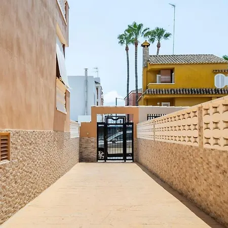 Lejlighed Apto. Con Wifi, Piscina, Vistas Al Mar Y Parking. *